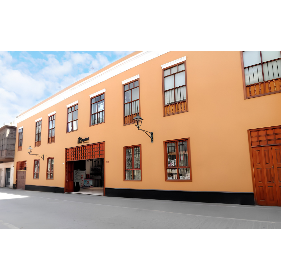 Obra eléctrica: GALERÍA COMERCIAL EL BALCÓN DE HUALLAGA, CERCADO DE LIMA — COMERCIO